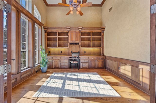 110 Eagle Point Drive, Waxahachie, TX 75165