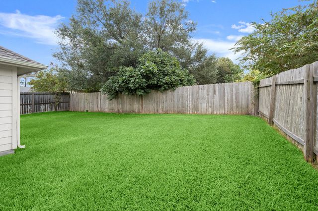 3722 Northshore Drive, Montgomery, TX 77356