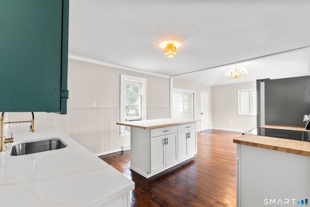 172 Red Mountain Avenue, Torrington, CT 06790