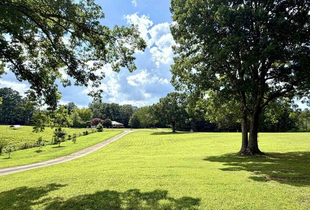 5870 MONK HOUSE RD, Somerville, TN 38068