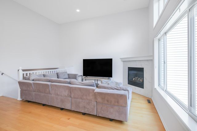 15366 Wilderness Ridge Road NW, Prior Lake, MN 55372