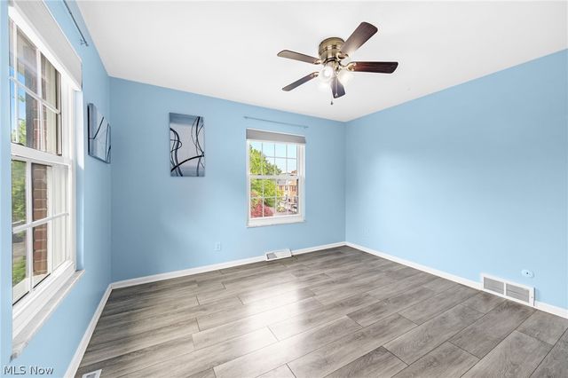 2000 King James Pky 108, Westlake, OH 44145