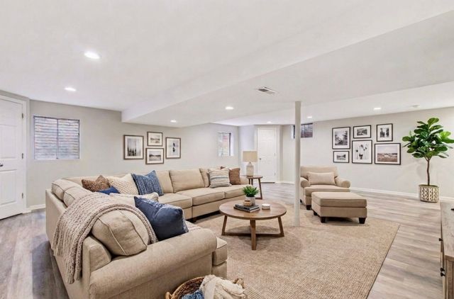 33202 N Woodland Terrace, Grayslake, IL 60030