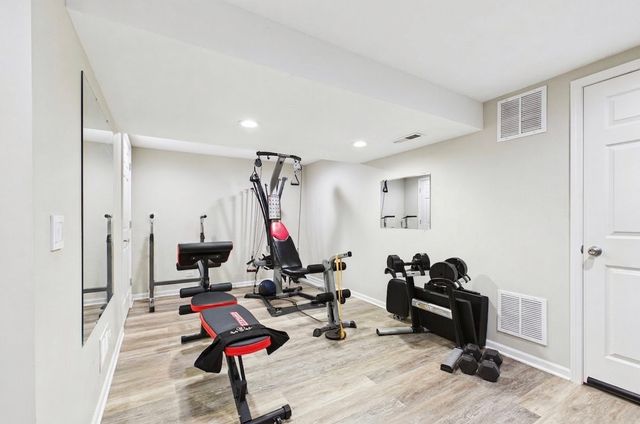 33202 N Woodland Terrace, Grayslake, IL 60030