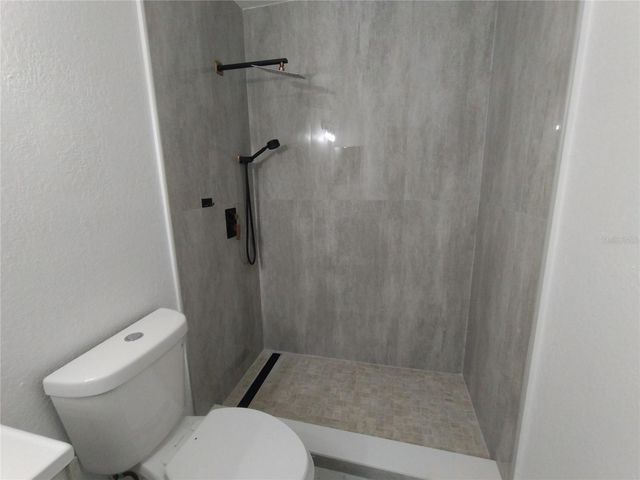 1920 TINDARO DRIVE, Apopka, FL 32703