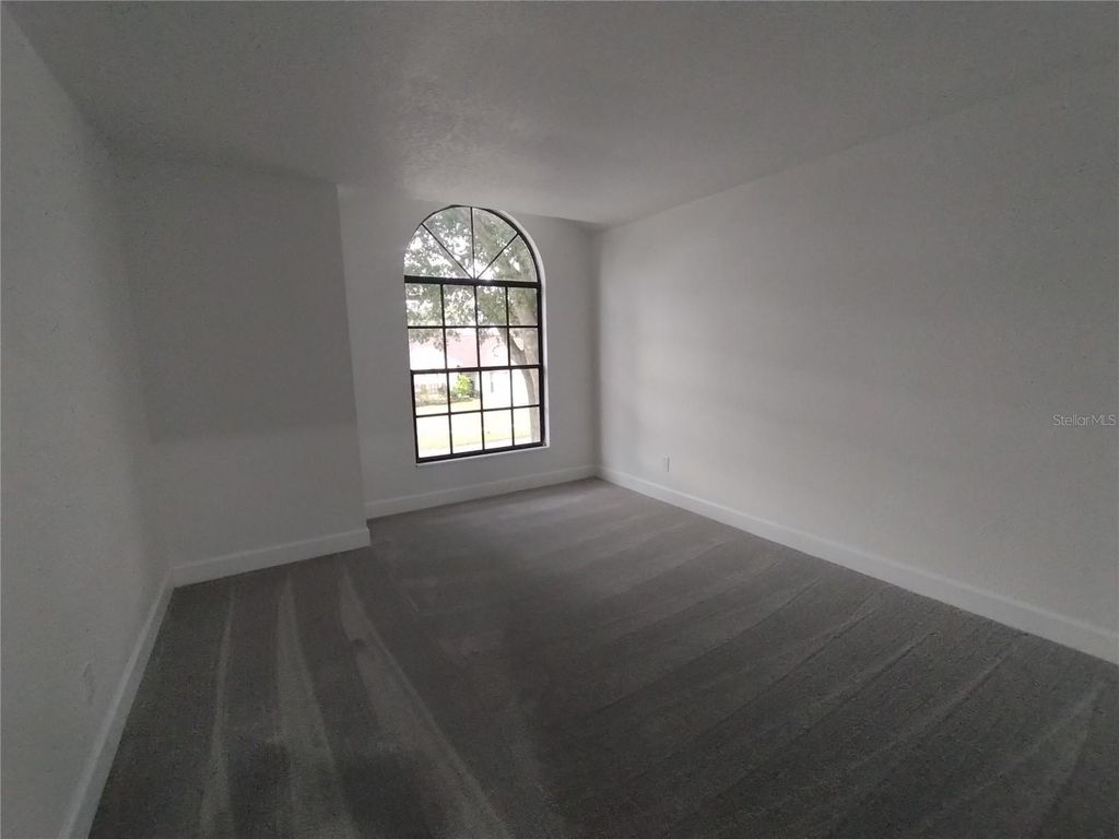 Image 35 of property listing at 1920 TINDARO DRIVE, Apopka, FL 32703