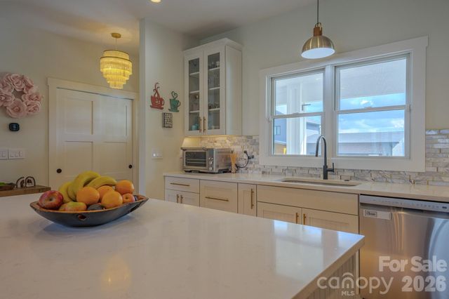 49 Arabella Lane, Arden, NC 28704