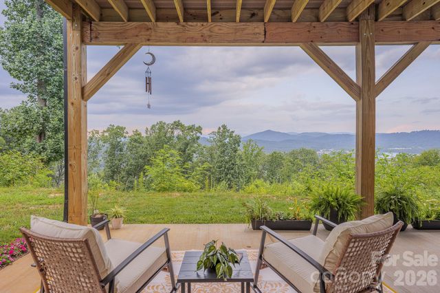 49 Arabella Lane, Arden, NC 28704
