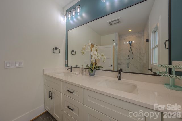 49 Arabella Lane, Arden, NC 28704