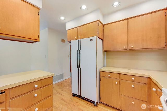 2401 NW Finn Hill Road, Poulsbo, WA 98370