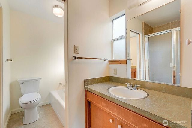 2401 NW Finn Hill Road, Poulsbo, WA 98370