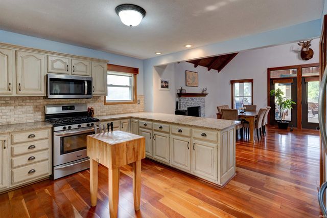 190 E Candy Cane Lane, Santa Claus, IN 47579