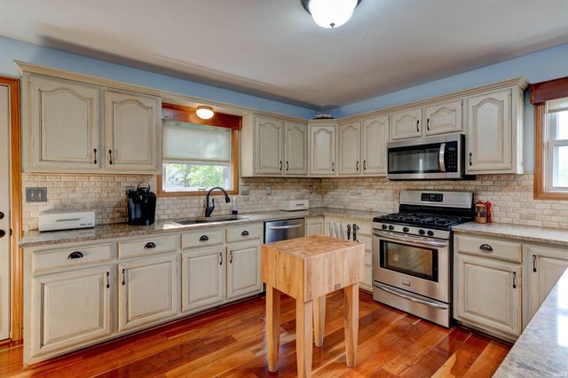 190 E Candy Cane Lane, Santa Claus, IN 47579