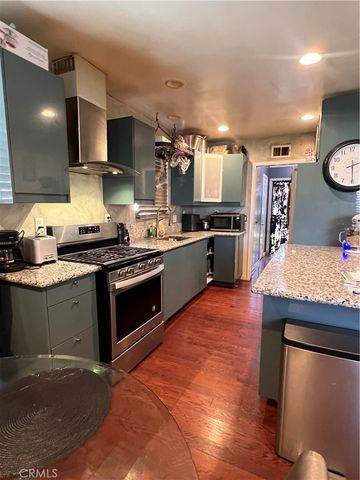 1918 W Piru Street W, Compton, CA 90222