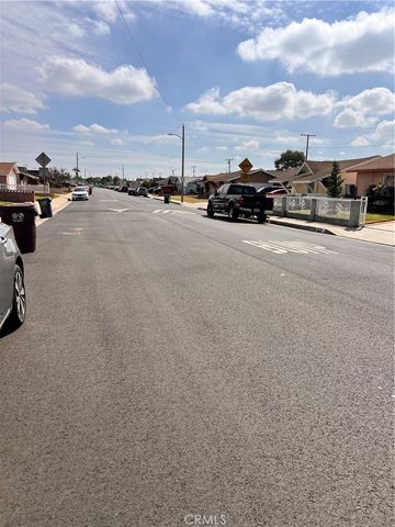 1918 W Piru Street W, Compton, CA 90222