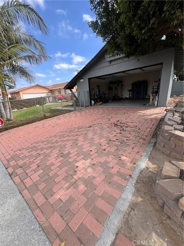 1918 W Piru Street W, Compton, CA 90222