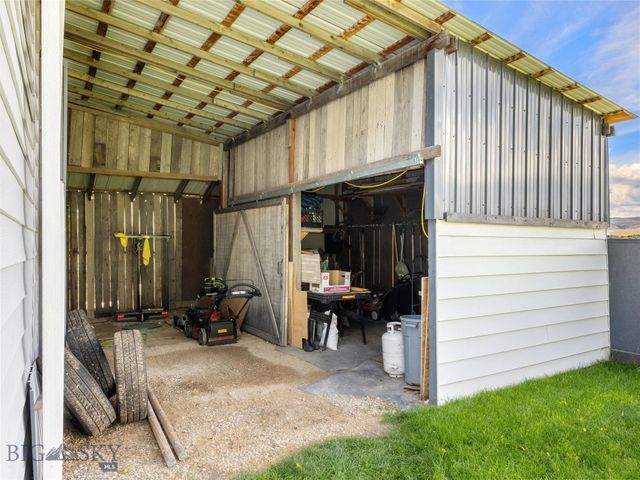 75 Jeffers Road, Ennis, MT 59729