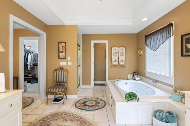 6300 Grand Harbour Drive, Hixson, TN 37343