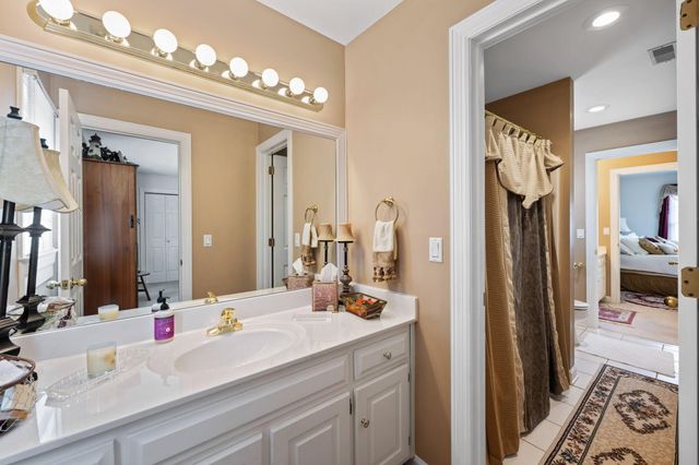 6300 Grand Harbour Drive, Hixson, TN 37343
