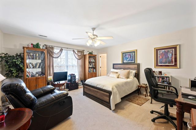 6300 Grand Harbour Drive, Hixson, TN 37343