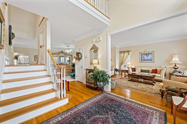 6300 Grand Harbour Drive, Hixson, TN 37343