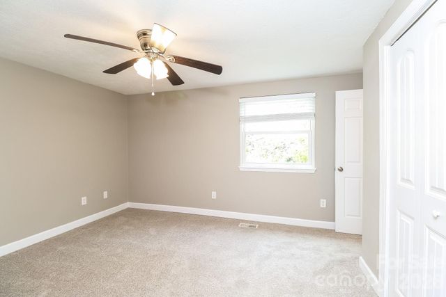 9111 Touchstone Lane, Charlotte, NC 28227