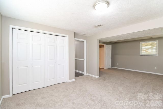 9111 Touchstone Lane, Charlotte, NC 28227