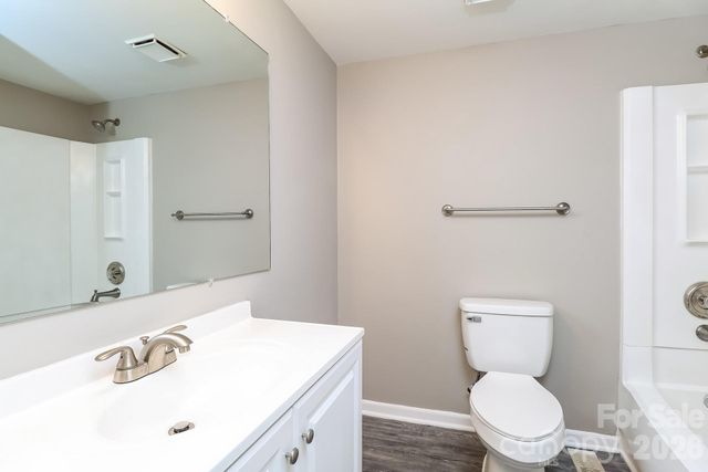 9111 Touchstone Lane, Charlotte, NC 28227