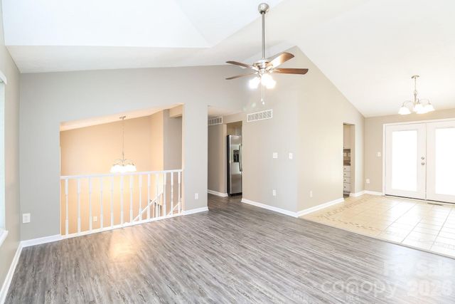 9111 Touchstone Lane, Charlotte, NC 28227