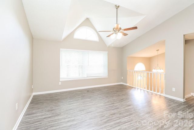 9111 Touchstone Lane, Charlotte, NC 28227