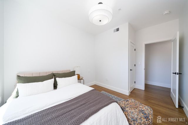 67 Virginia Avenue 3, Jersey City, NJ 07304