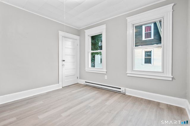 37 Southview Street, Waterbury, CT 06706