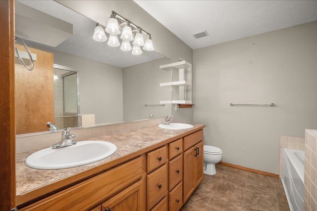 18013 E 11th Ct, Greenacres, WA 99016