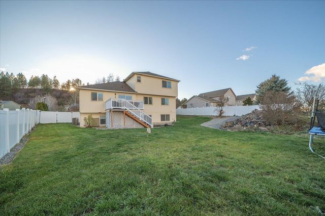 18013 E 11th Ct, Greenacres, WA 99016