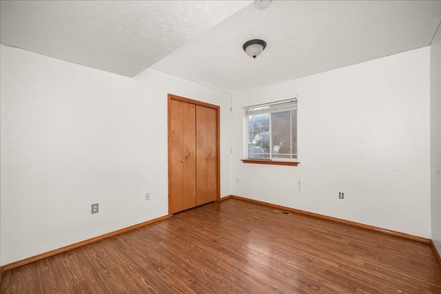 18013 E 11th Ct, Greenacres, WA 99016