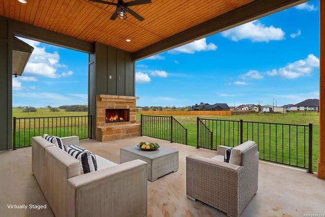 140 Sunset, La Vernia, TX 78121