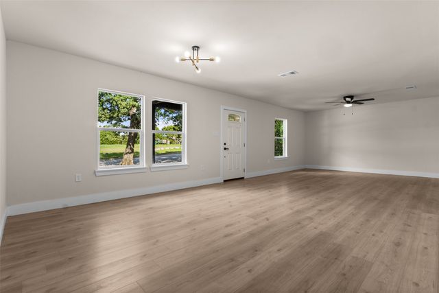 4612 Shackleford Street, Fort Worth, TX 76119