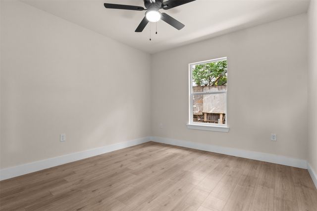 4612 Shackleford Street, Fort Worth, TX 76119