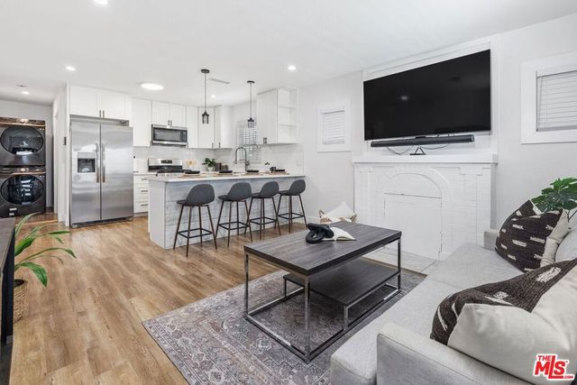 1929 W 65th Place, Los Angeles, CA 90047