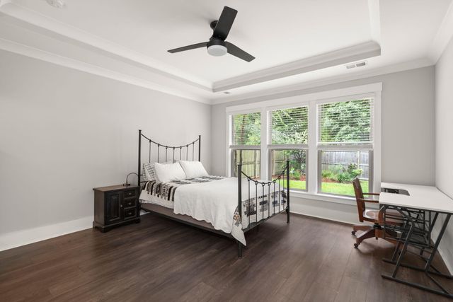 6171 Wilkes Pond Drive, Hollywood, SC 29449