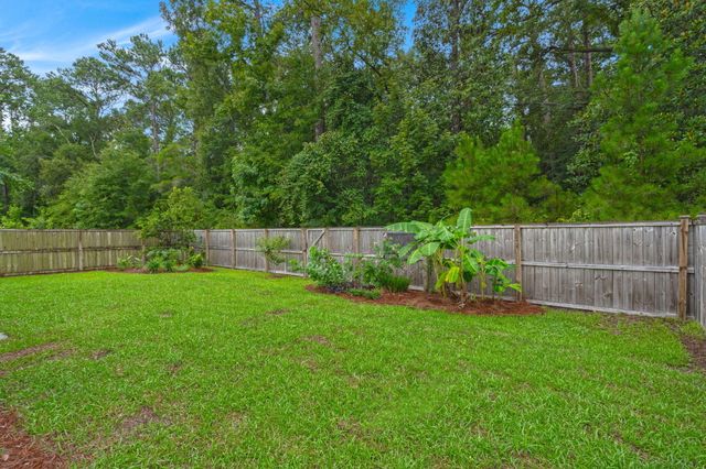 6171 Wilkes Pond Drive, Hollywood, SC 29449