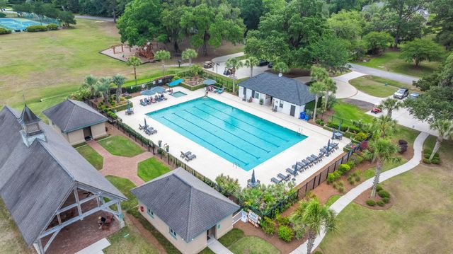 6171 Wilkes Pond Drive, Hollywood, SC 29449