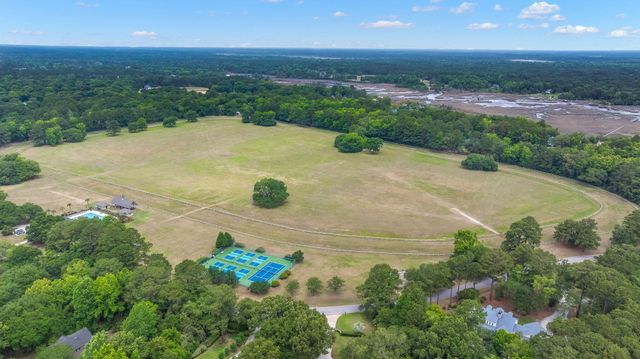 6171 Wilkes Pond Drive, Hollywood, SC 29449