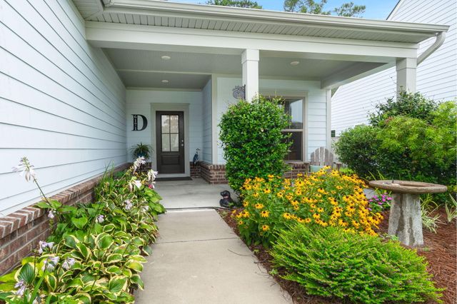 6171 Wilkes Pond Drive, Hollywood, SC 29449