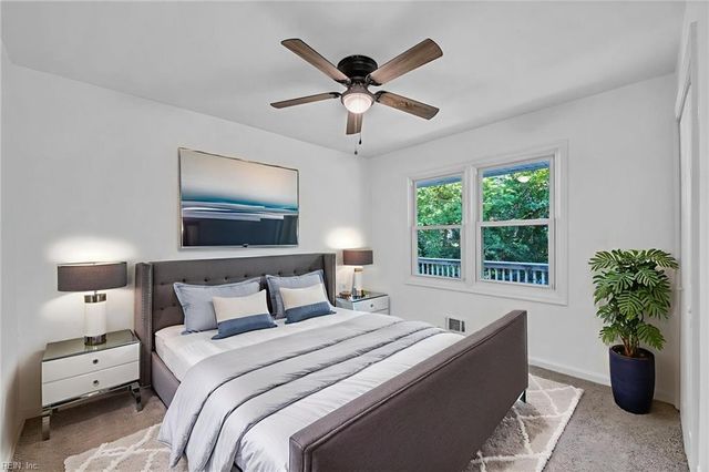 11 Warren DR, Portsmouth, VA 23701