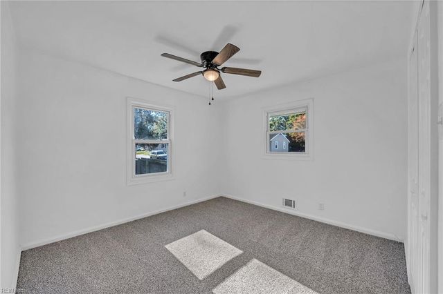 11 Warren DR, Portsmouth, VA 23701