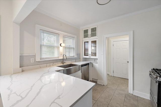 2066 Atkinson Street, Detroit, MI 48206