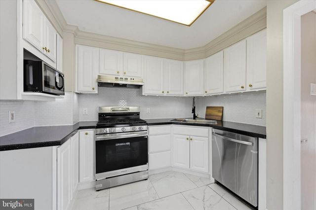 524 BETHEL AVE, Aston, PA 19014