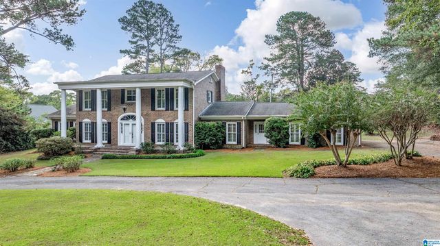 2464 SAVOY STREET, Hoover, AL 35226