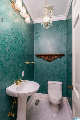 2464 SAVOY STREET, Hoover, AL 35226